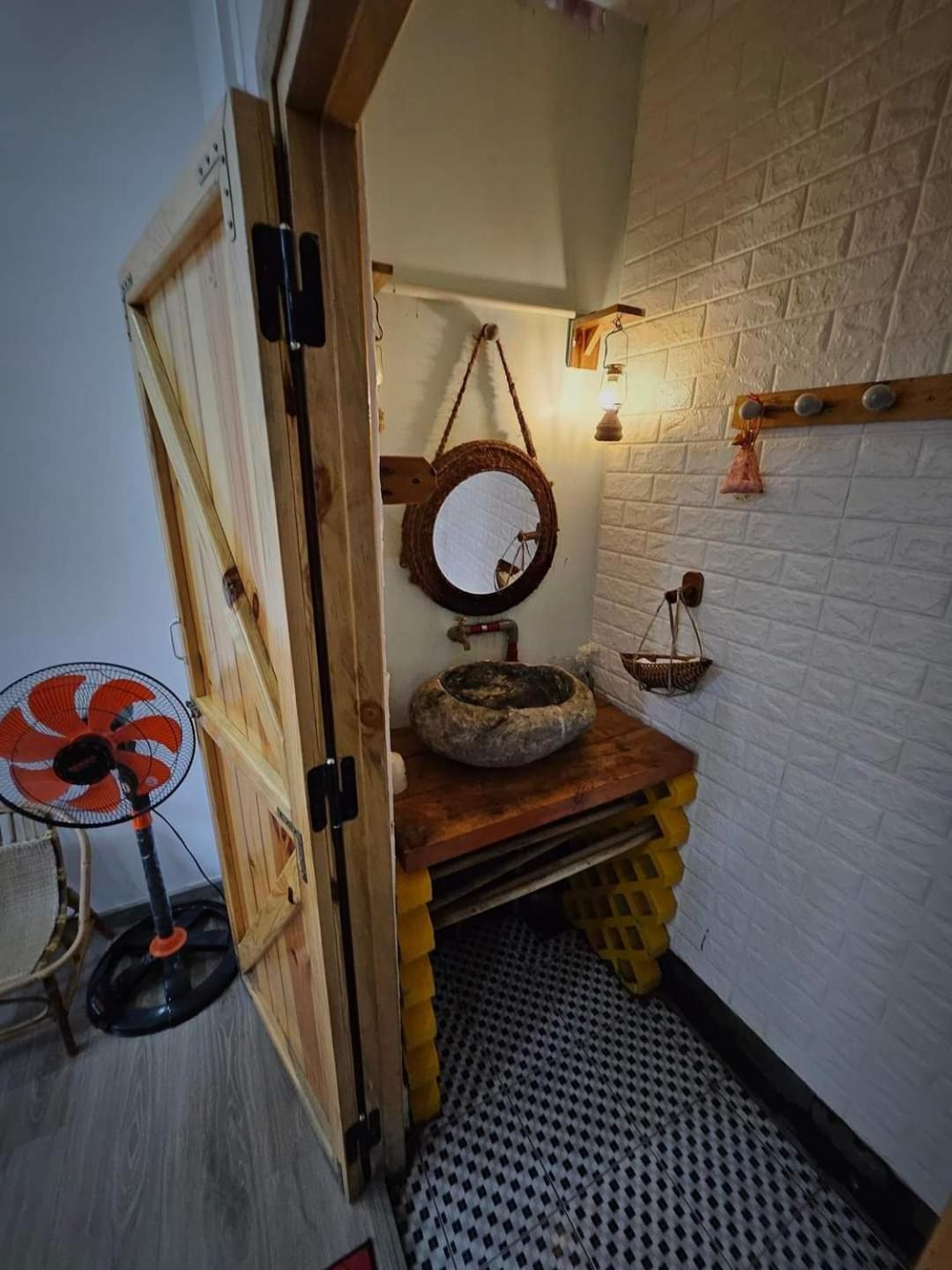 Homestay- Nha Nghi Xom Ro Dong Tac Kültér fotó